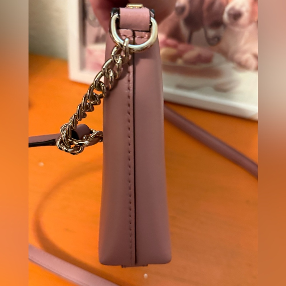 Kate Spade Pink Crossbody Bag with Structured Design - Picture 5 of 13